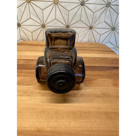 Vintage Avon Sterling Six Leather Aftershave Car Decanter | Amberโ Glass - Picture 3 of 6